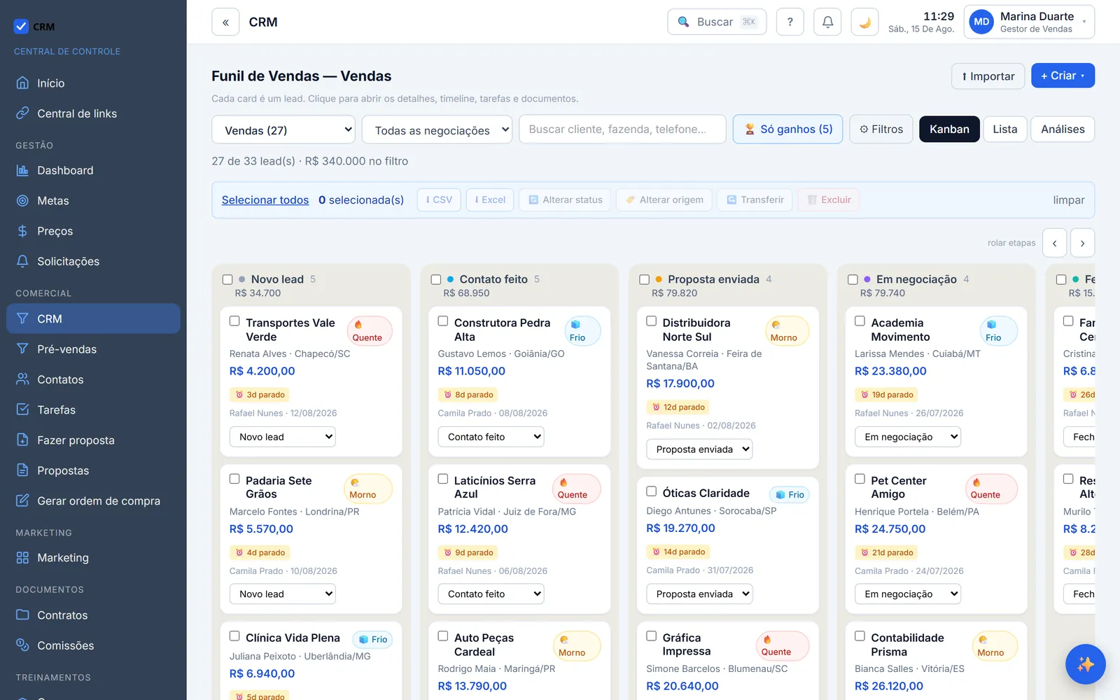 Funil em kanban no computador